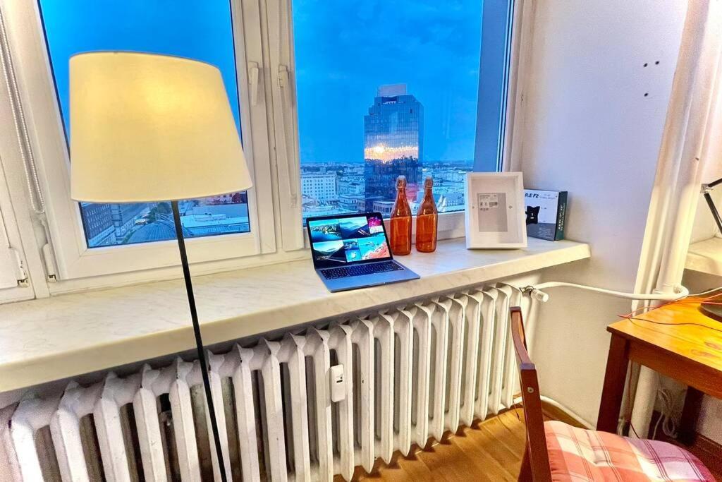 Апартаменты Orange Metro Fast Wifi 1Gbs Big Tv Hbo Appletv Варшава Экстерьер фото